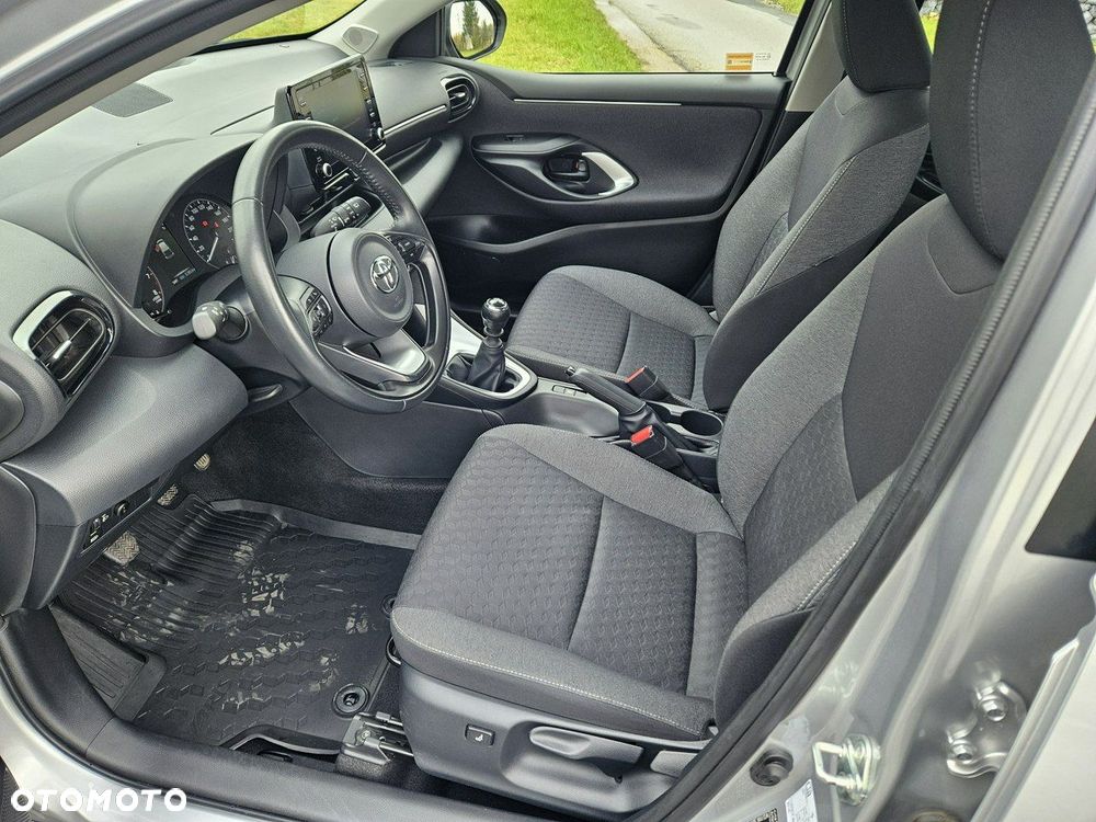 Toyota Yaris - 17
