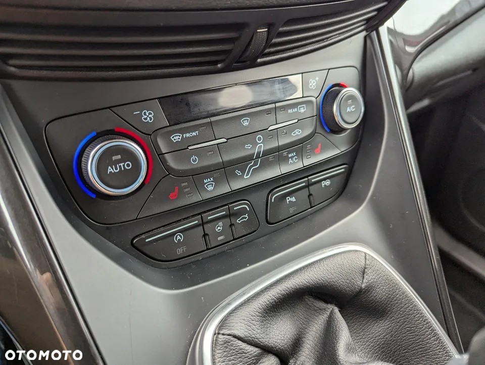 Ford C-MAX 1.0 EcoBoost Titanium ASS - 19
