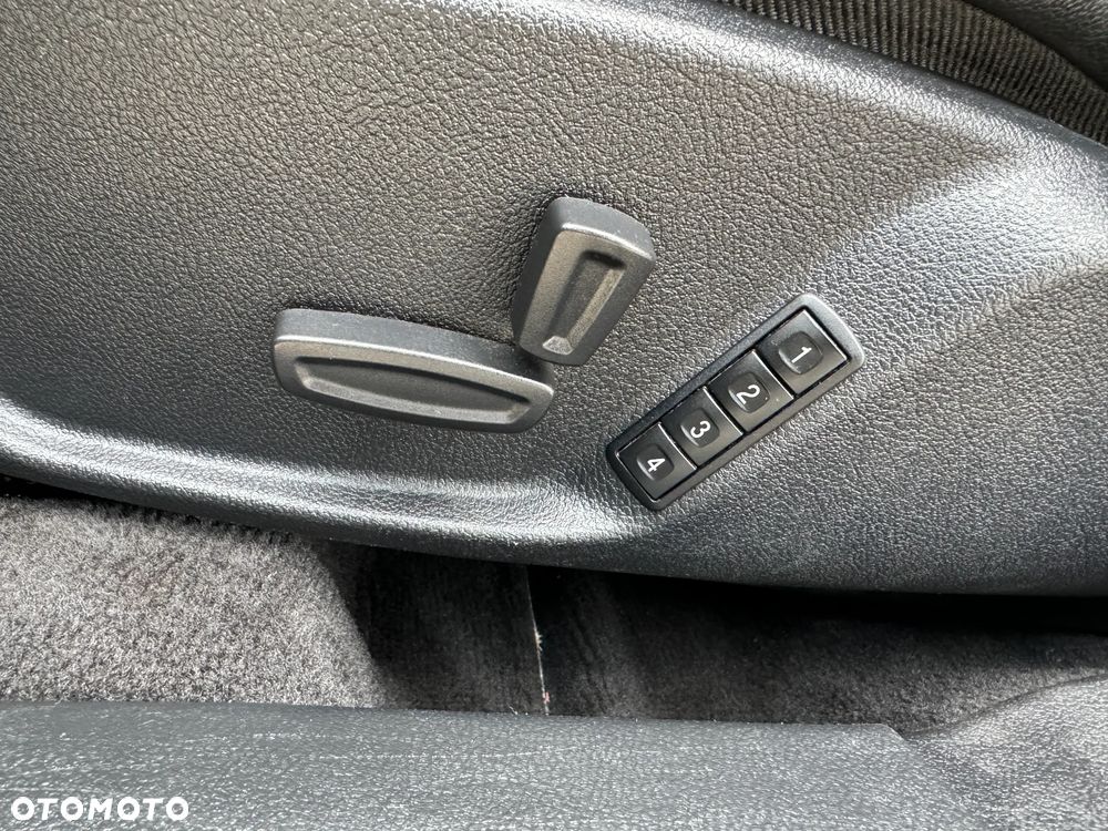 Ford Mondeo 2.0 TDCi Titanium S - 16