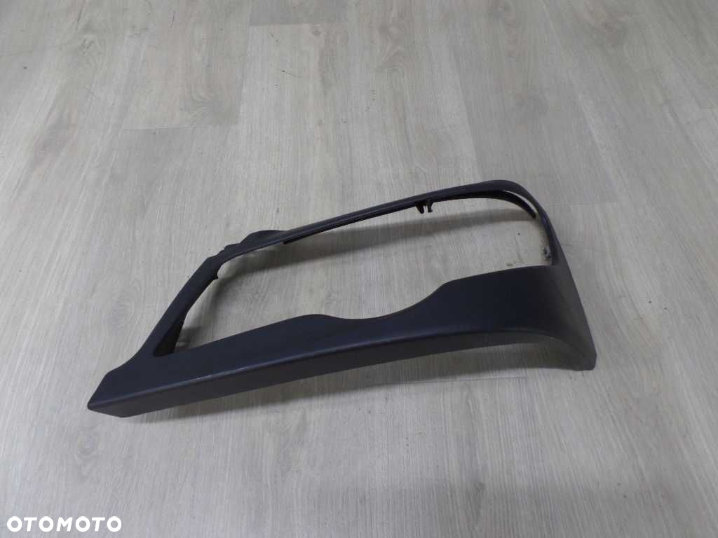 PIAGGIO PORTER 10- GRILL ATRAPA LAMPY REFLEKTORA RAMKA B000832 - 2