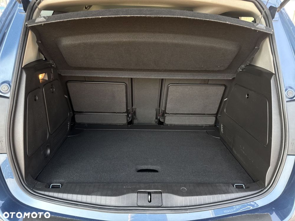 Opel Meriva - 21