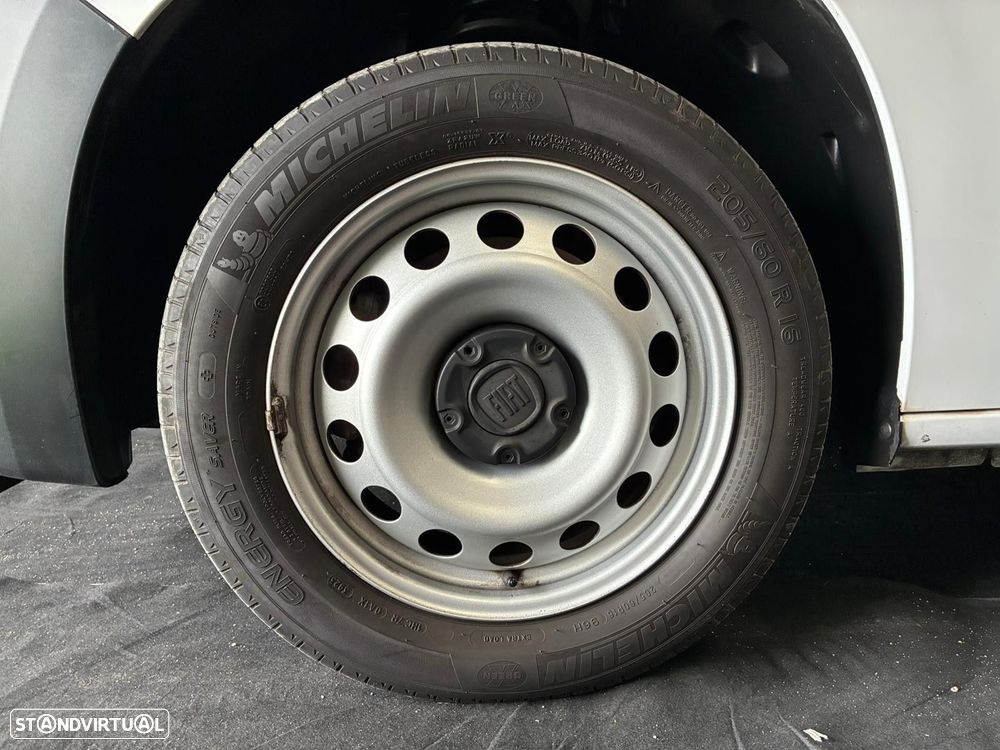 Fiat Doblo Outro - 11
