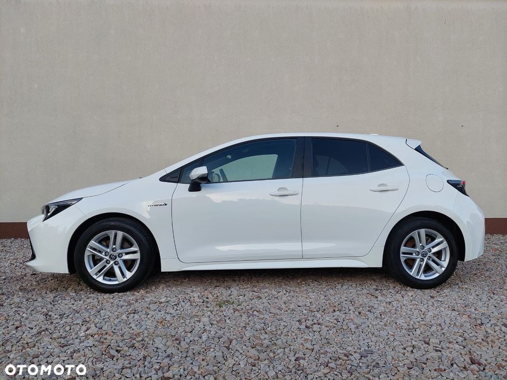 Toyota Corolla ver-1-8-hybrid-comfort - 9