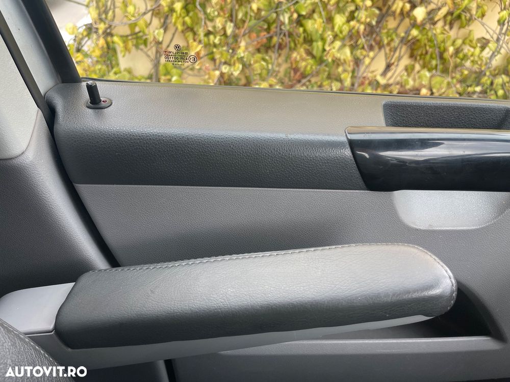 Volkswagen Transporter T5 - 23