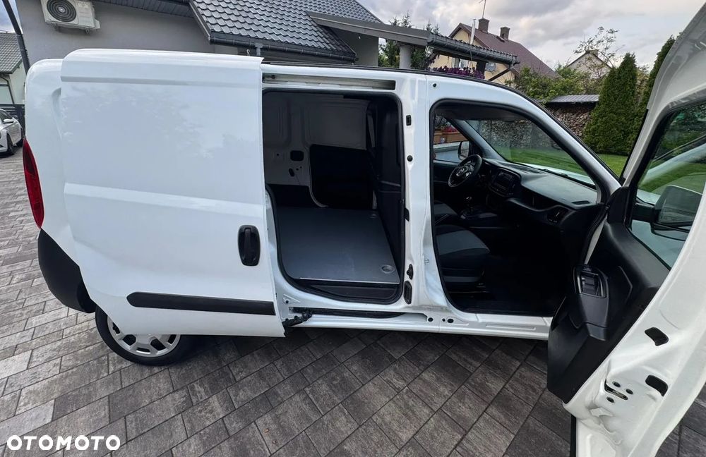 Fiat DOBLO MAXI - 17