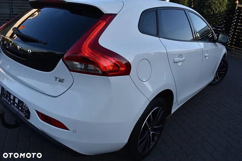 Volvo V40 T2 Geartronic Momentum - 30
