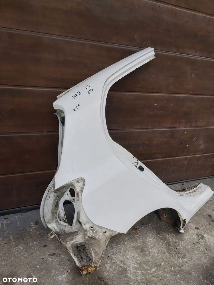 Toyota Yaris II błotnik ćwiartka prawy tył - 1