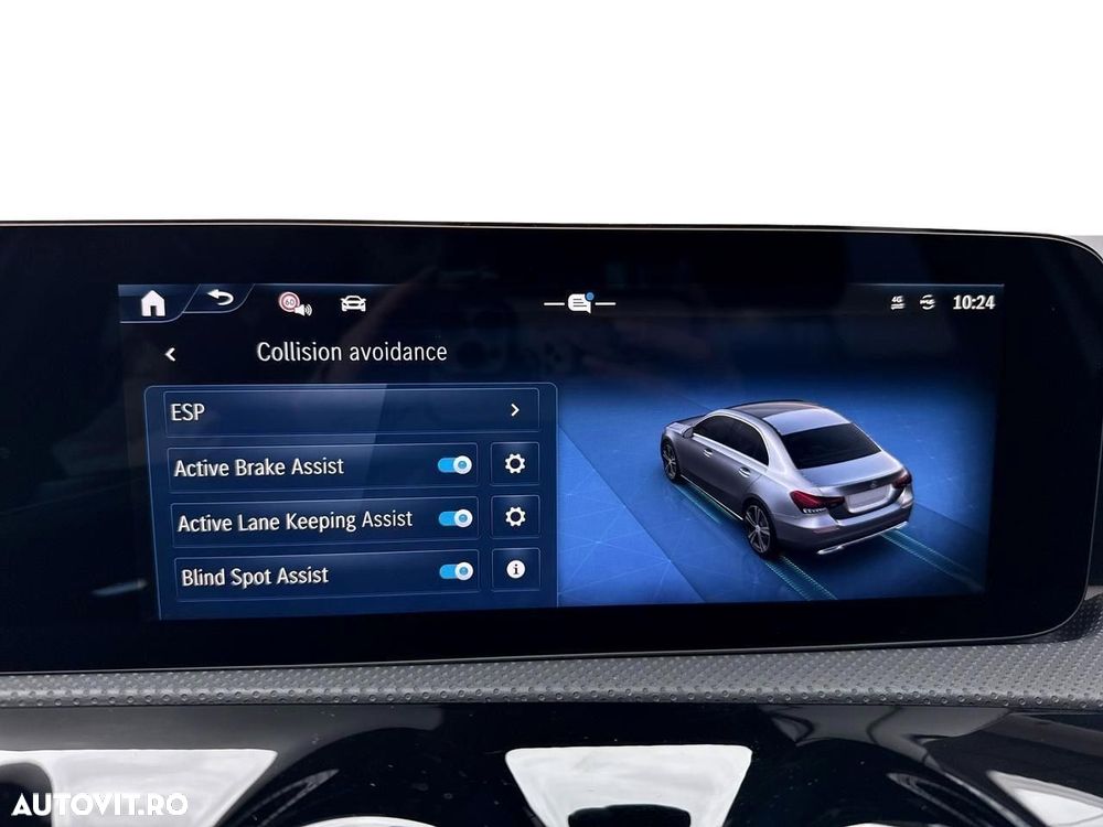 Mercedes-Benz A 220 - 21