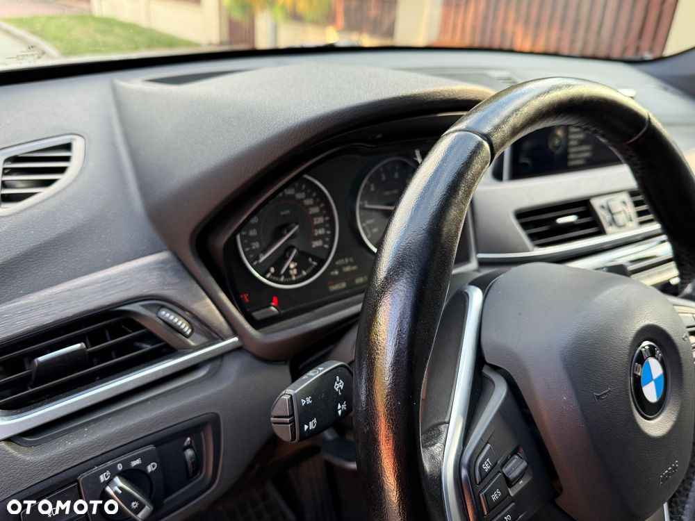BMW X1 xDrive28i xLine - 13
