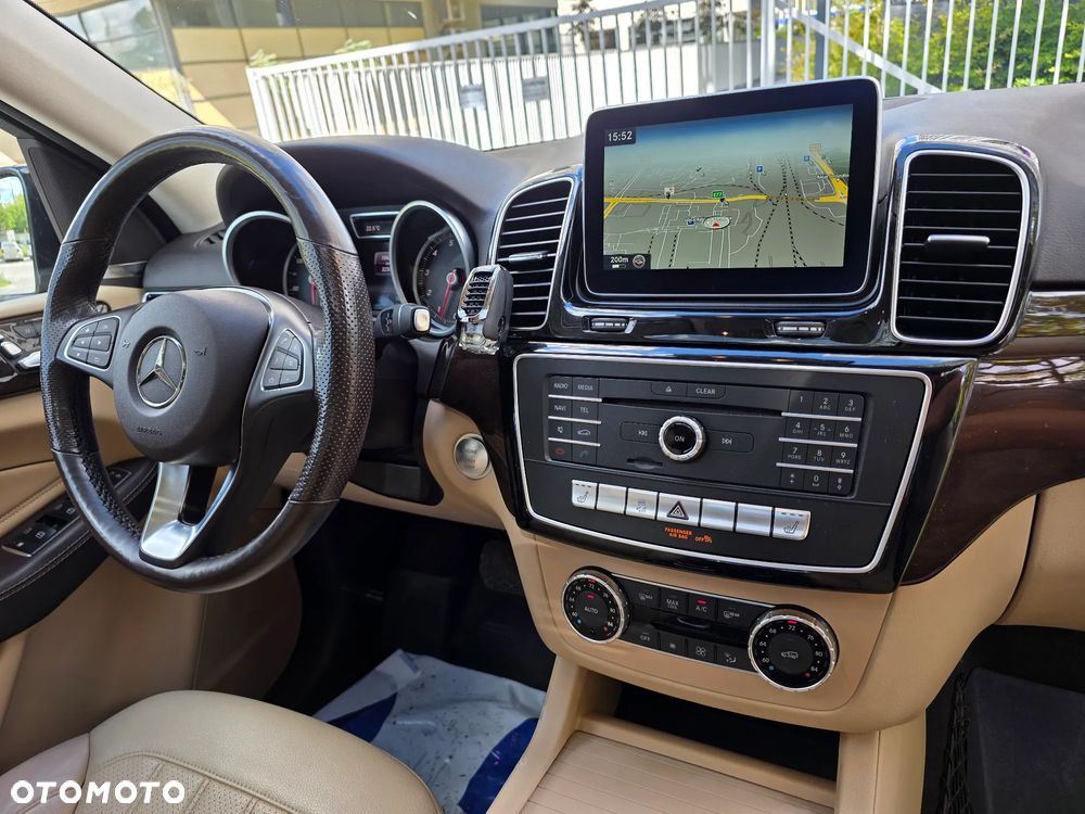 Mercedes-Benz GLE - 9