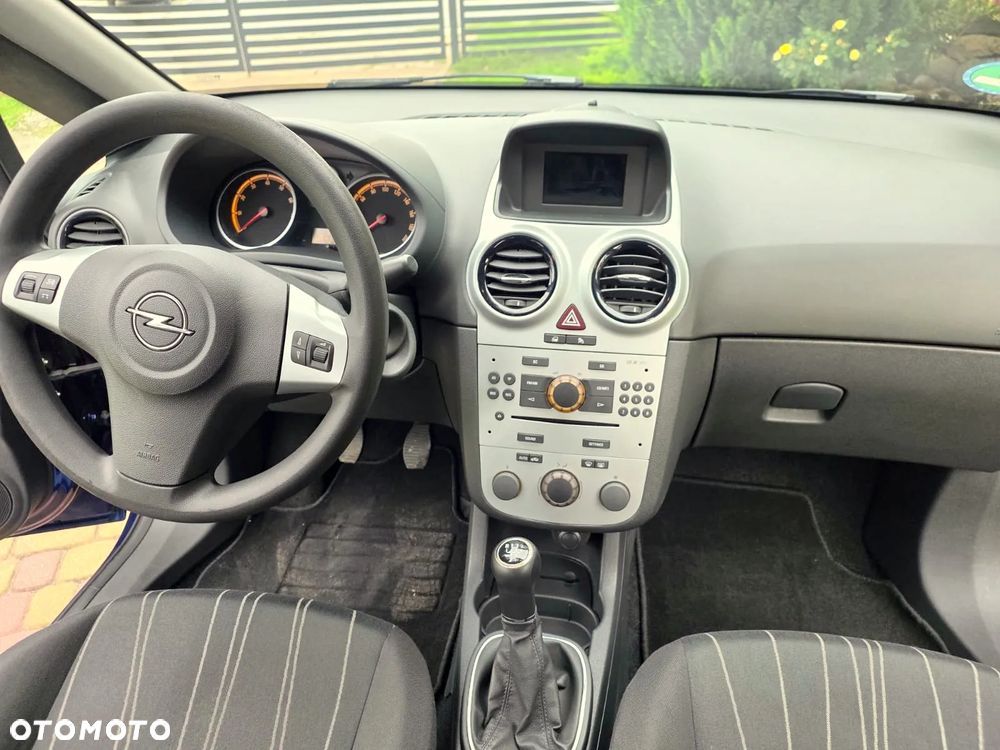 Opel Corsa 1.0 12V Essentia - 5
