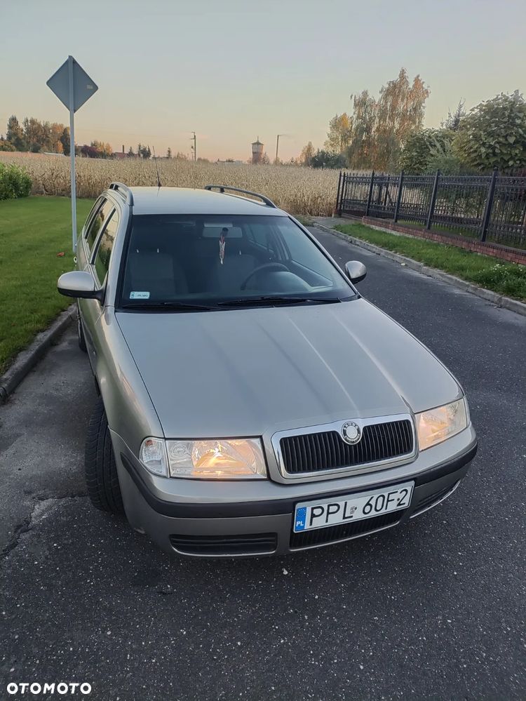 Skoda Octavia 1.9 TDI Tour - 9