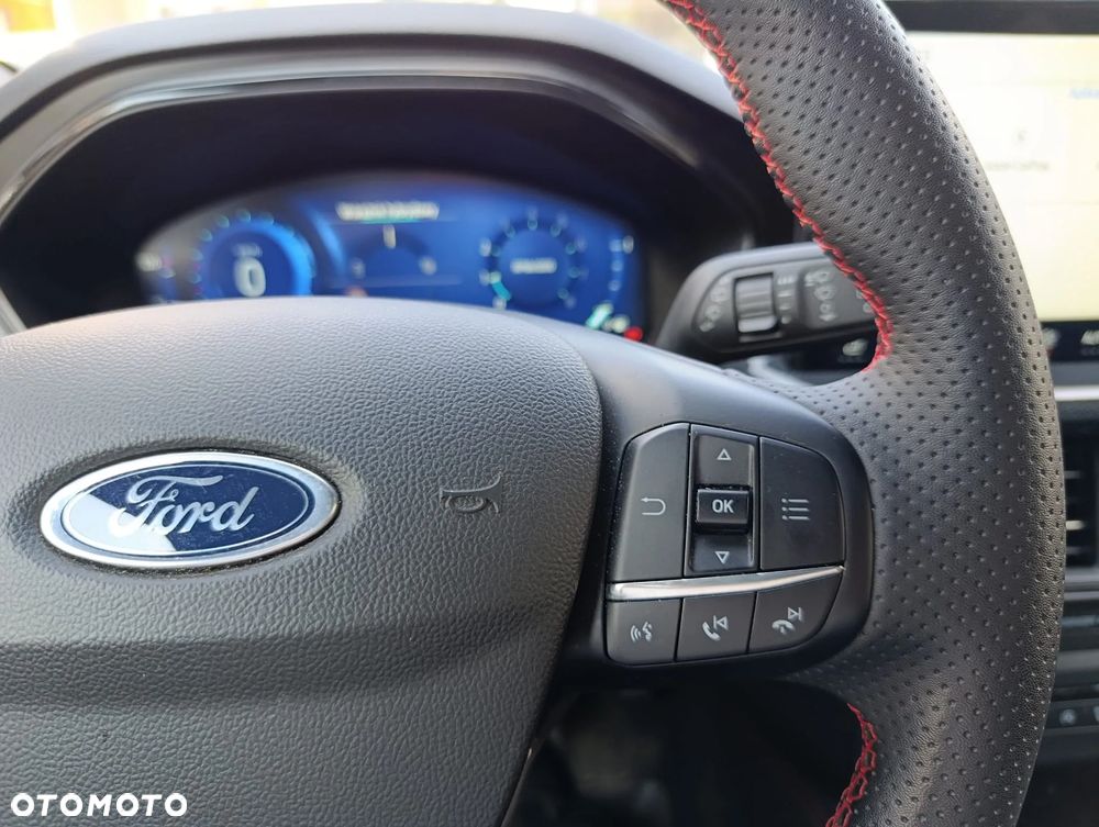 Ford Focus 1.0 EcoBoost mHEV ST-Line X - 19