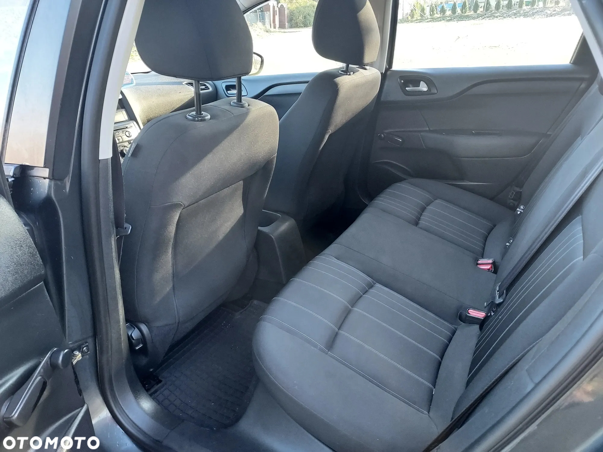 Citroën C4 - 11