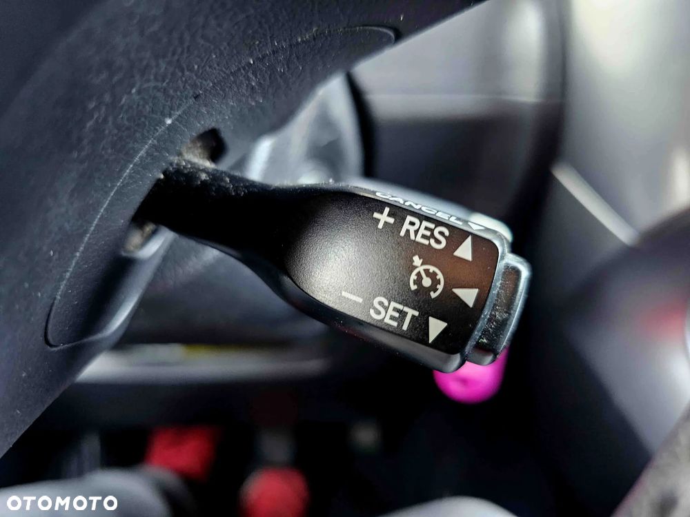 Toyota Verso 1.8 7-Sitzer Life - 24