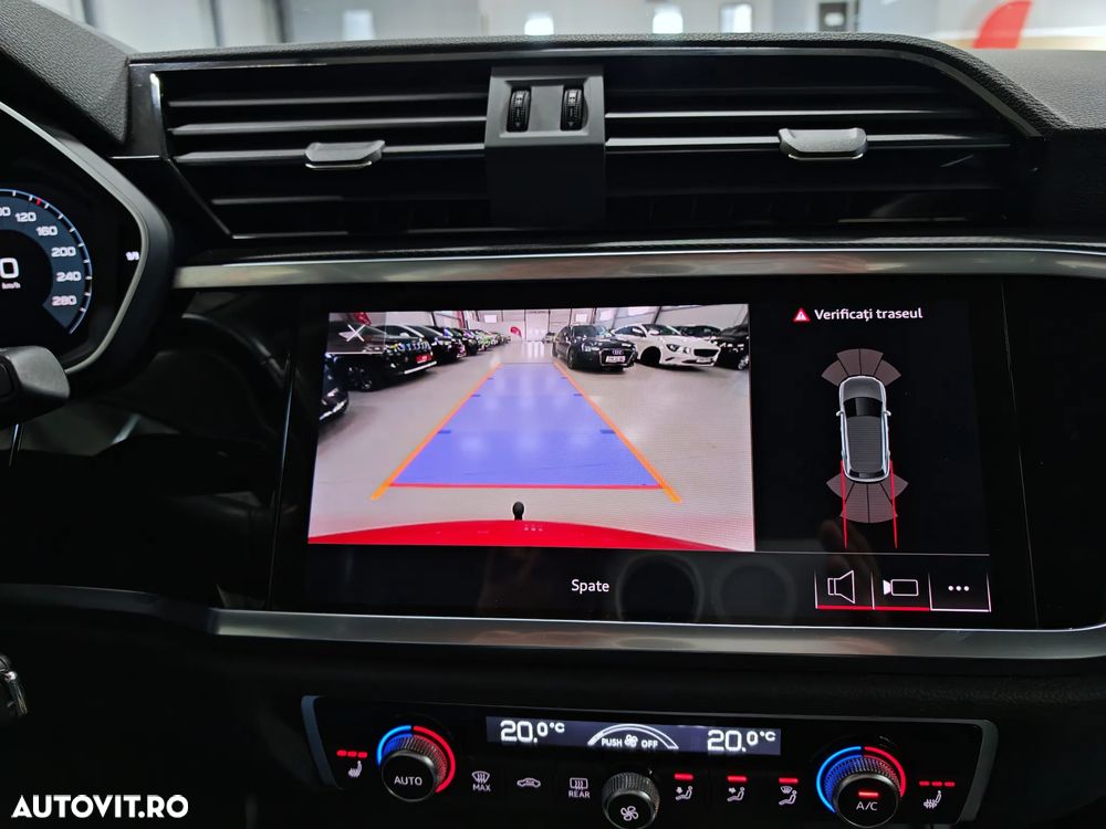 Audi Q3 2.0 35 TDI S tronic - 12