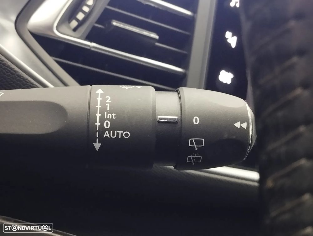 Peugeot 308 SW 1.5 BlueHDi Allure Pack - 23