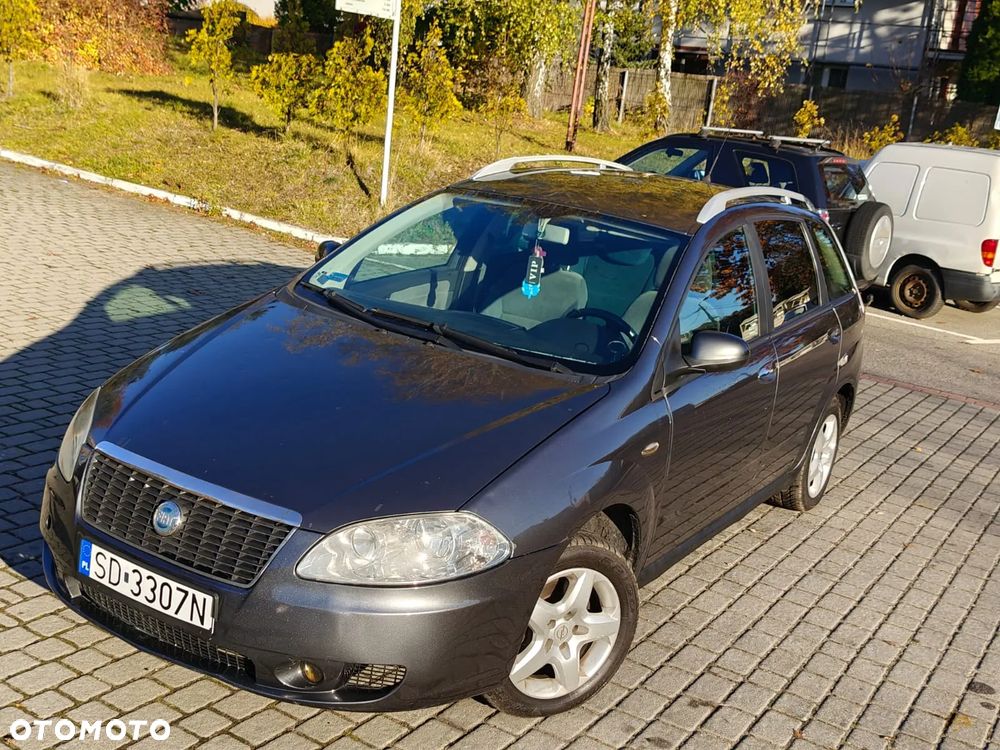 Fiat Croma 1.9 JTD Dynamic - 22