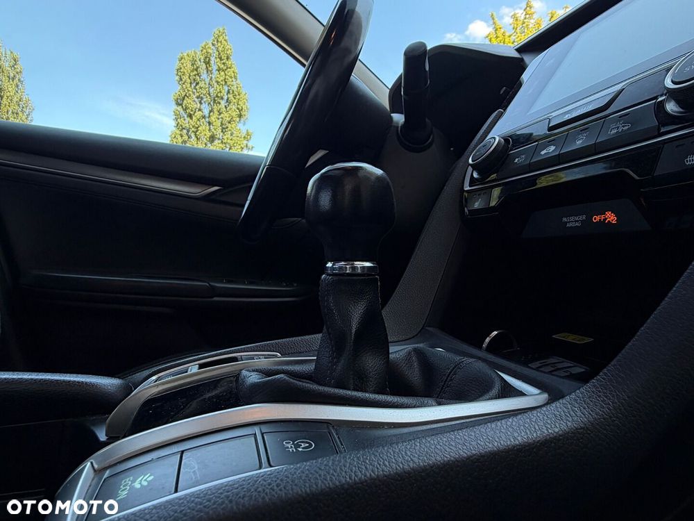 Honda Civic 1.5 T Executive - 13