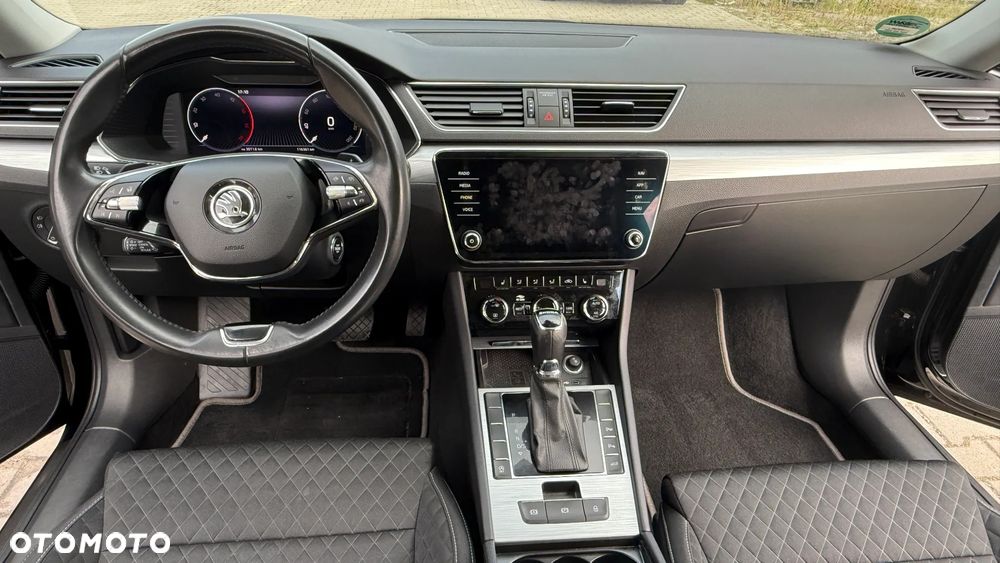 Skoda Superb 2.0 TDI SCR Ambition DSG - 19