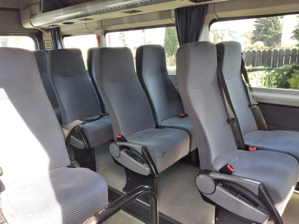 Fotel pojedynczy podwójny Kamper Bus Autobus Jumper Boxer Ducato i inne kompletny z podstawą i pasami podłokietnik oraz półka z nawiewami i nagłośnieniem oraz Jumper Boxer Ducato 4200kg DMC 17osób Autobus Niekompletny uszkodzony zarejestrowany