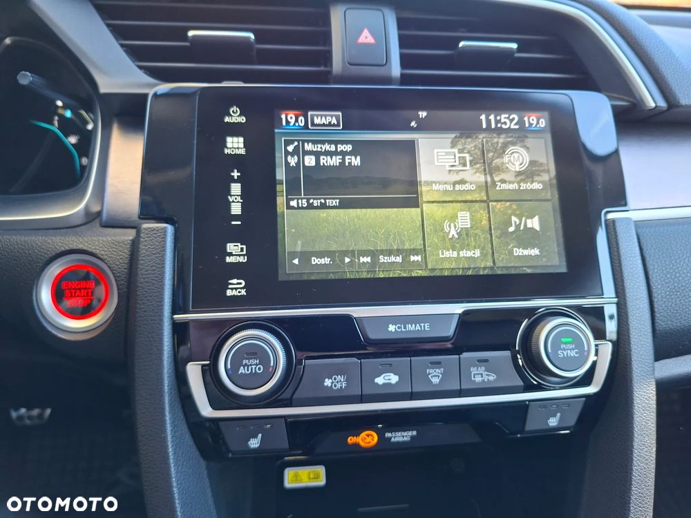 Honda Civic 1.5 T Executive - 29
