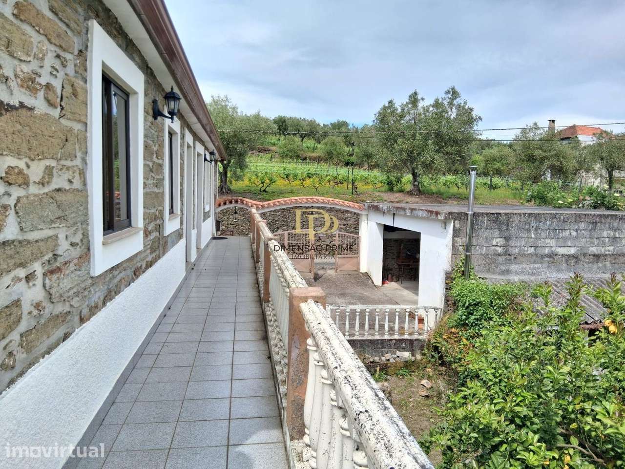 Quinta V4 com Vistas Privilegiadas no Coração da Régua DPI143 - Grande imagem: 3/23
