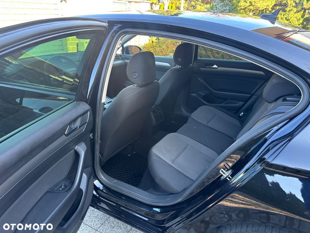 Volkswagen Passat 1.5 TSI EVO Essence DSG - 13