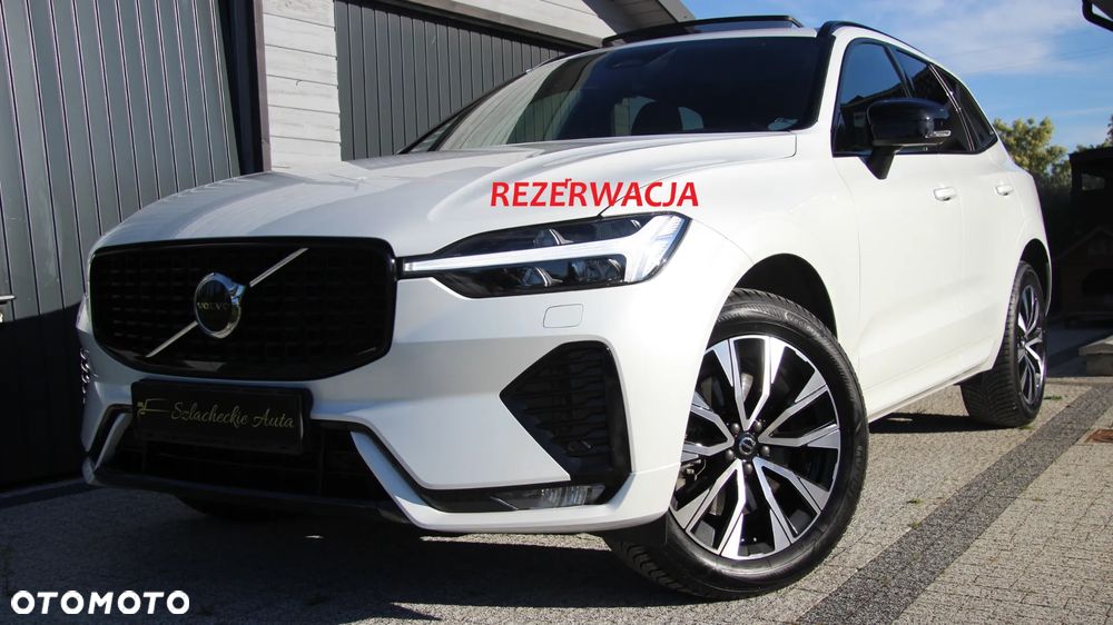 Volvo XC 60 B4 D AWD Plus Dark - 1