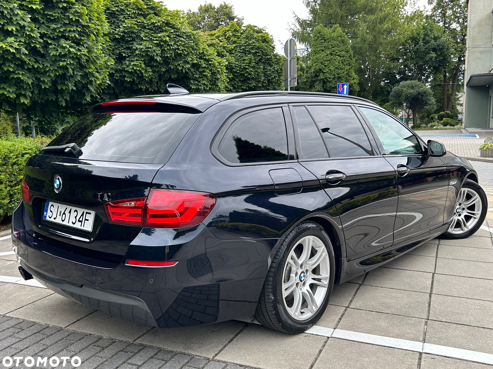 BMW Seria 5 525d Touring - 15