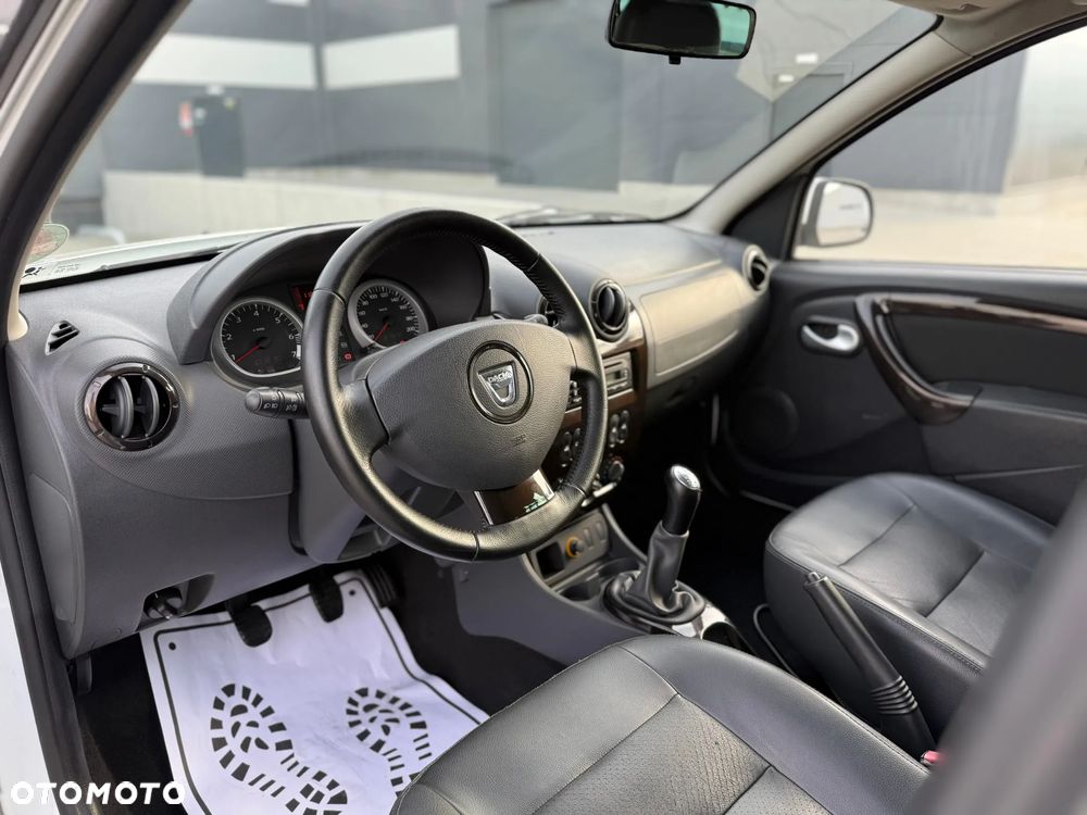 Dacia Duster 1.6 16V 4x2 Essentiel - 16