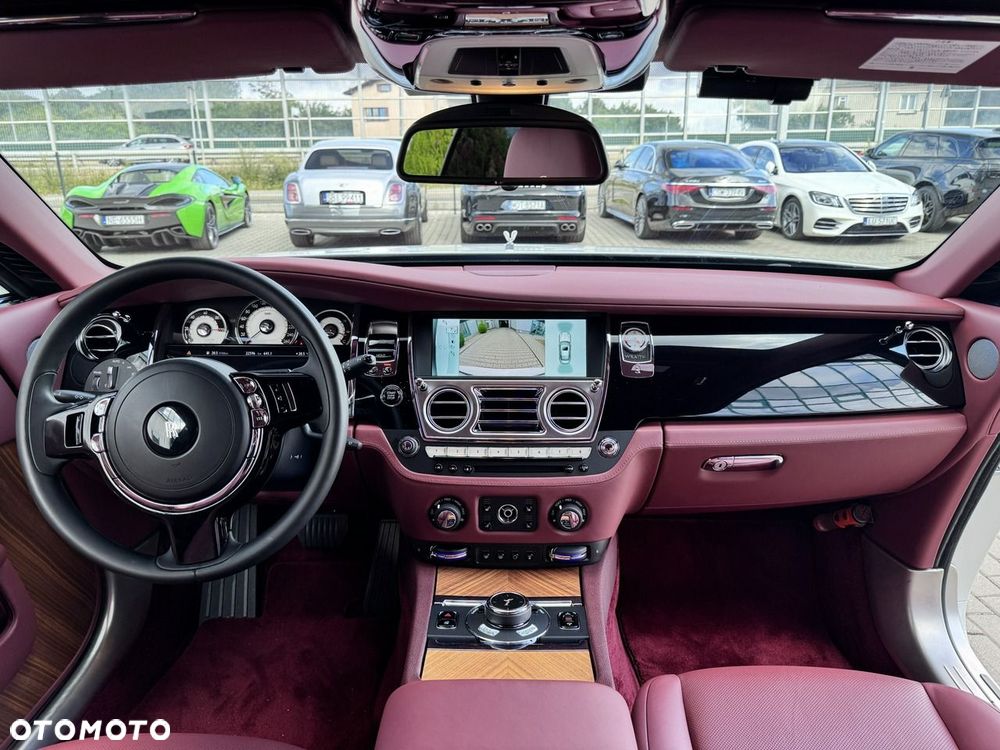 Rolls-Royce Wraith Standard - 22