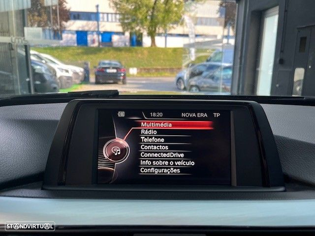 BMW 318 d Touring - 17