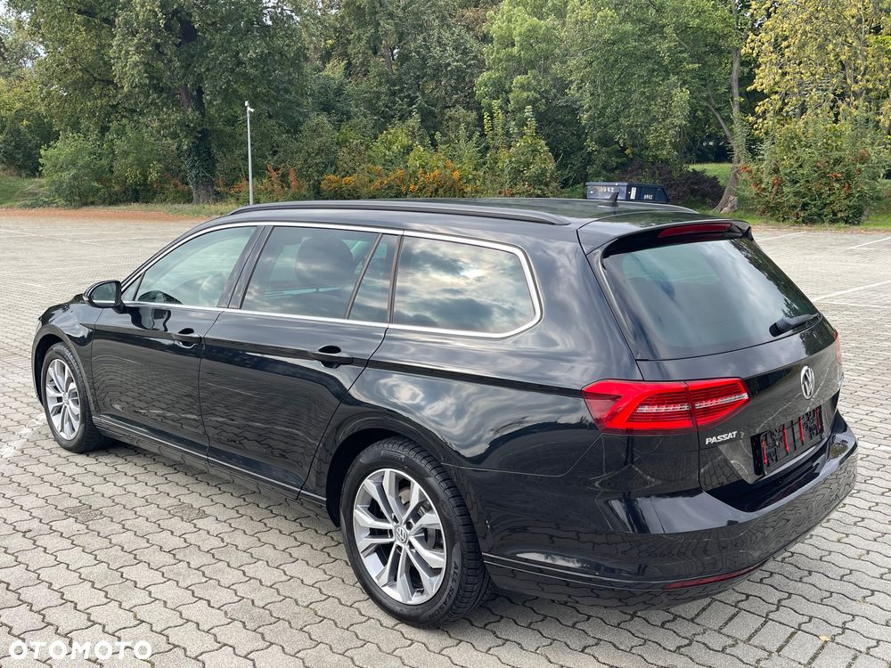 Volkswagen Passat 2.0 TDI Business DSG - 5