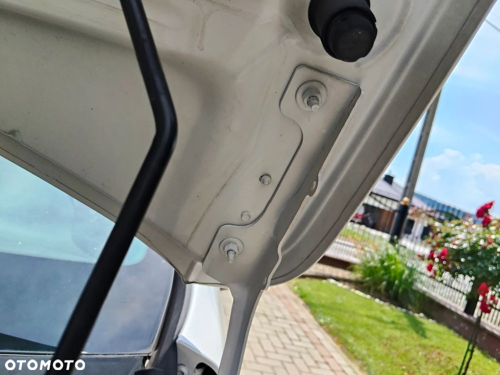 Peugeot 2008 e-HDi FAP 115 STOP & START Allure - 24