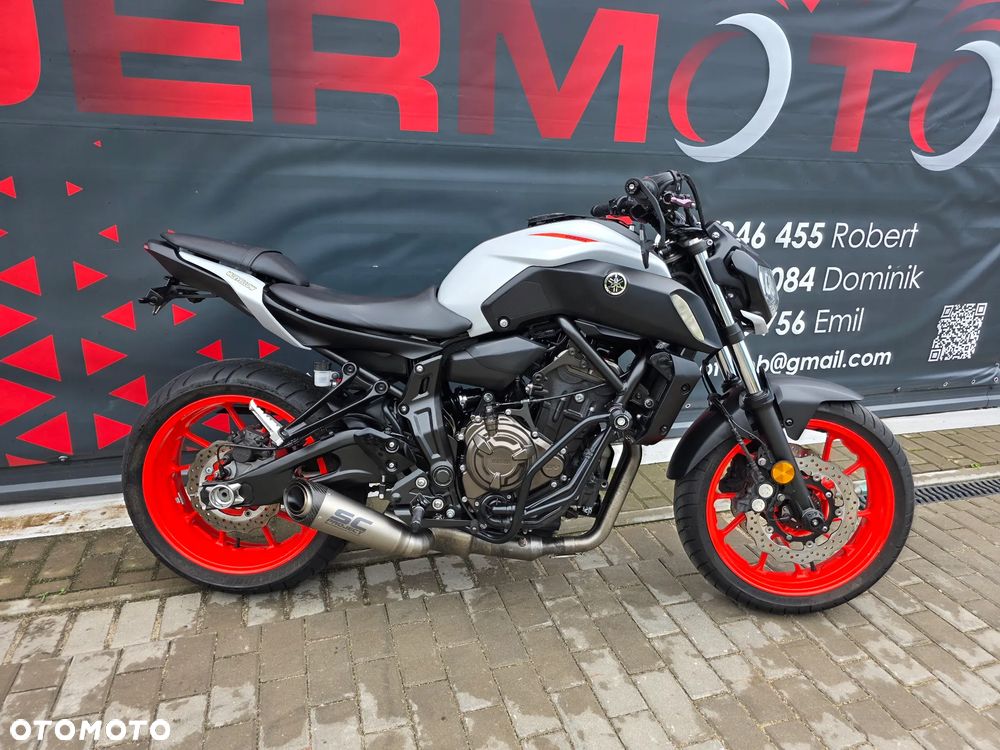 Yamaha MT - 2