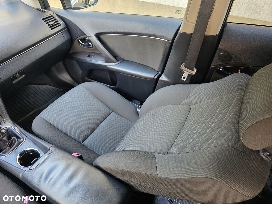 Toyota Avensis 2.0 D-4D Platinium - 23