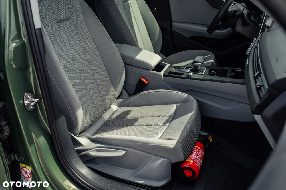 Audi A4 Limousine 40 TDI mHEV Advanced S tronic - 30