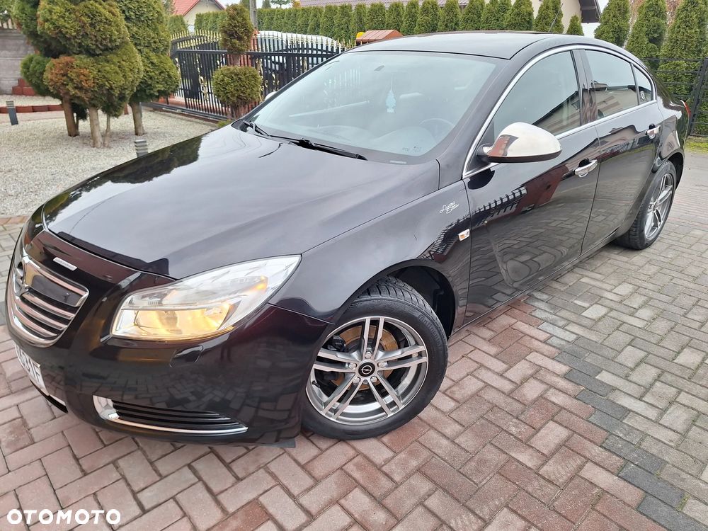 Opel Insignia 1.8 Cosmo - 1