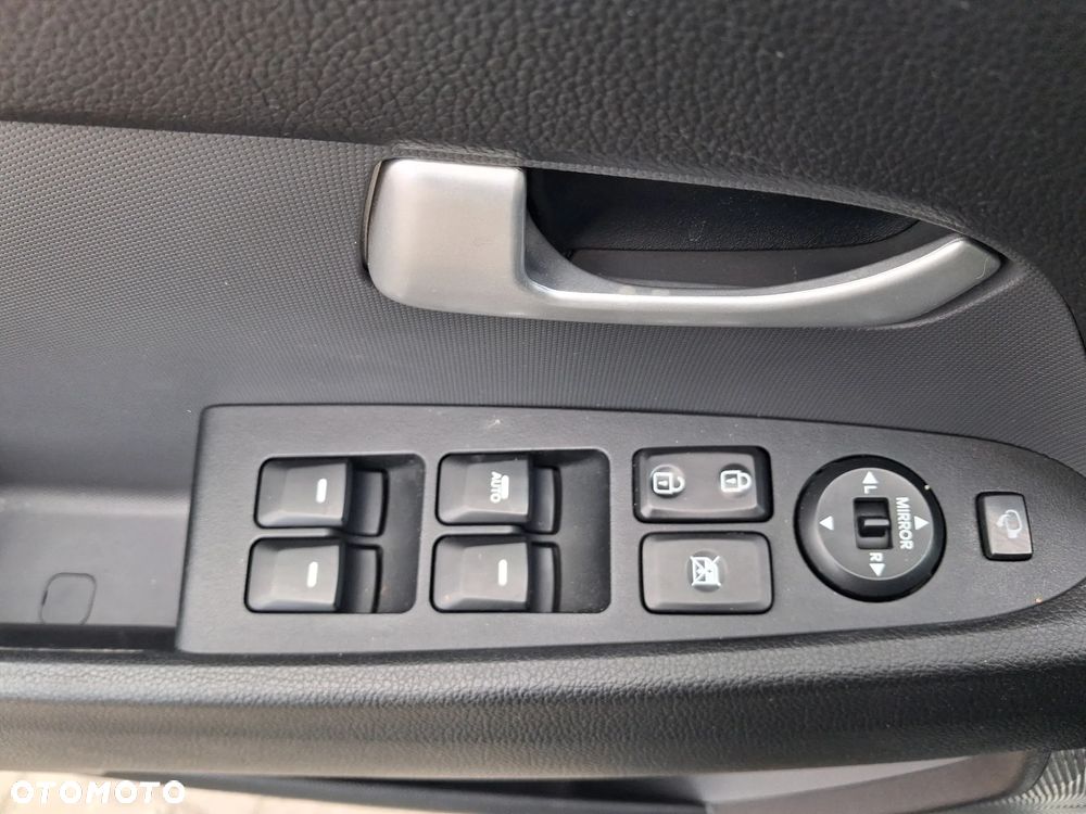 Kia Sportage 1.7 CRDI 2WD ISG Spirit - 29