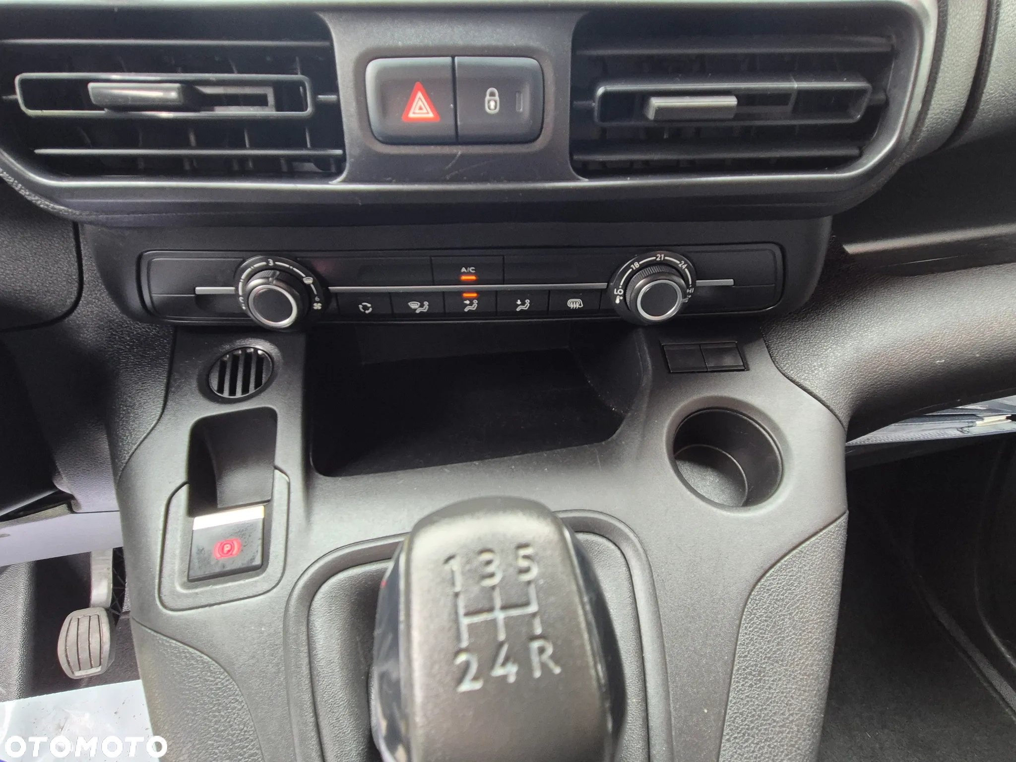 Peugeot PARTNER - 34