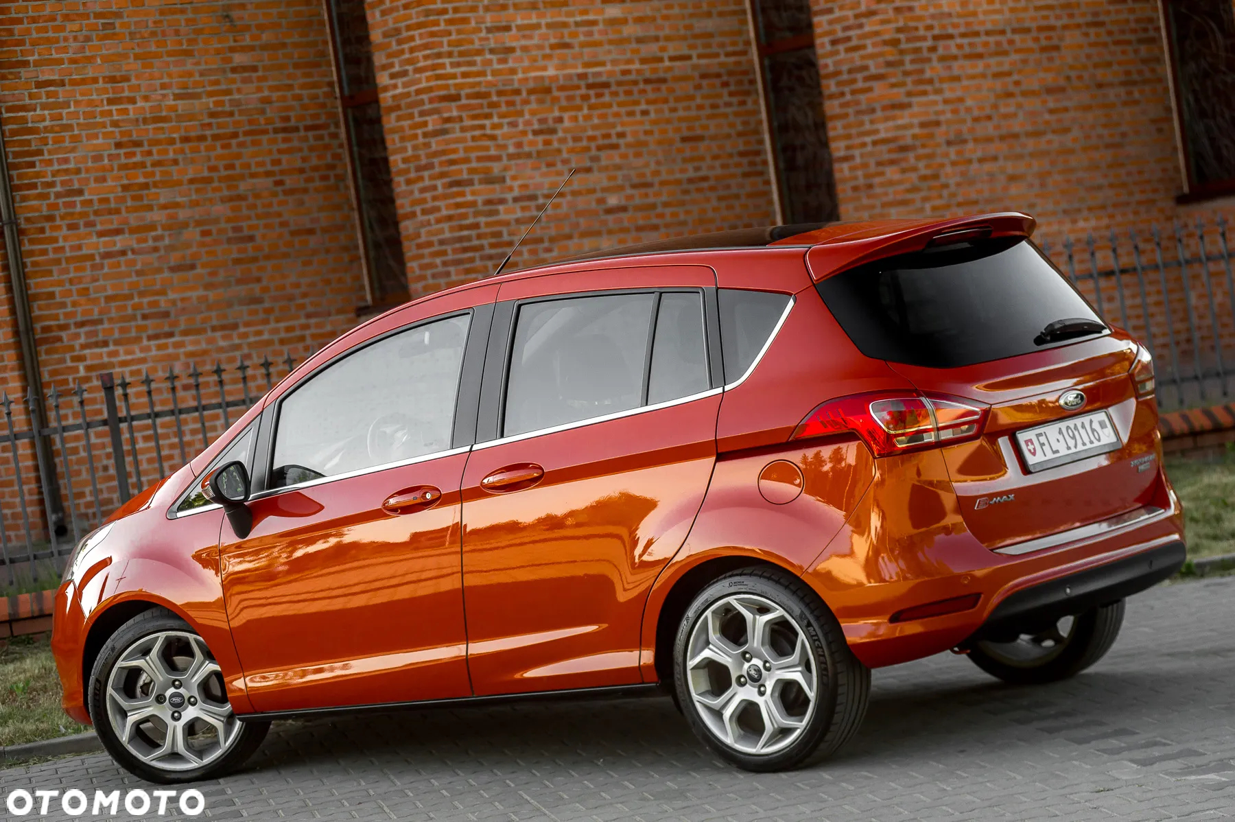 Ford B-MAX 1.0 EcoBoost Titanium - 10