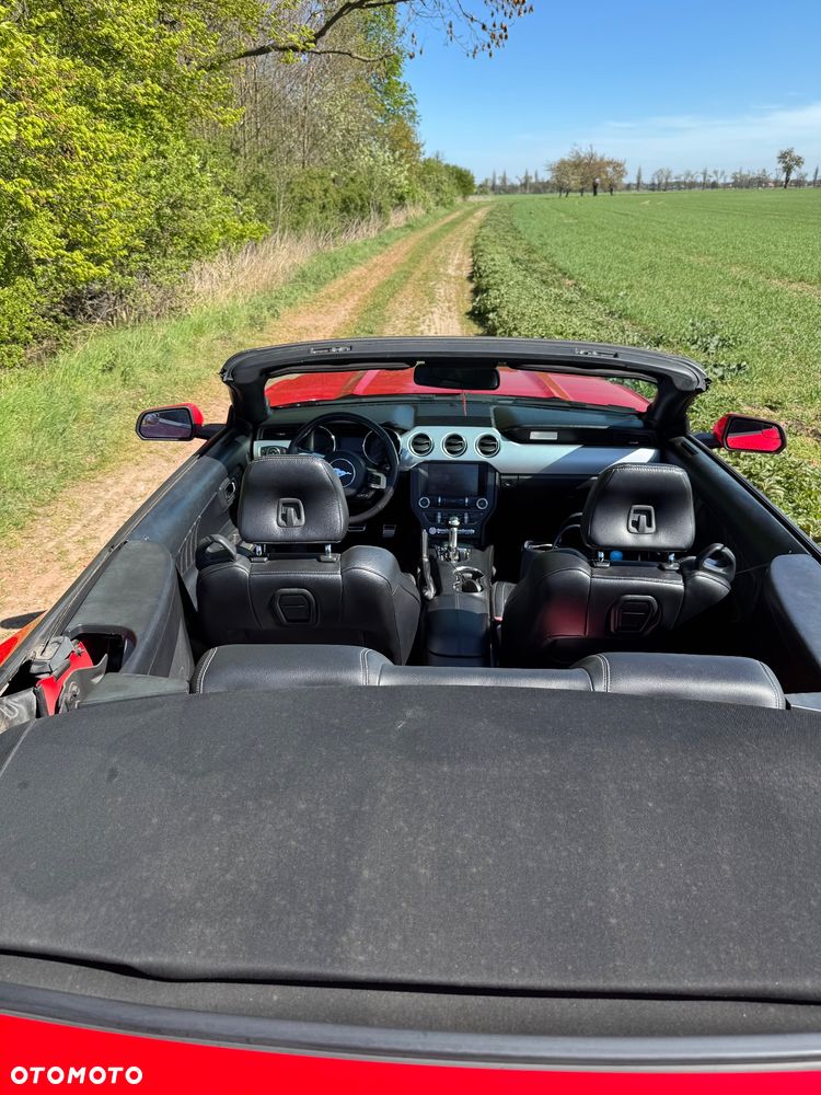Ford Mustang Cabrio 2.3 Eco Boost - 11