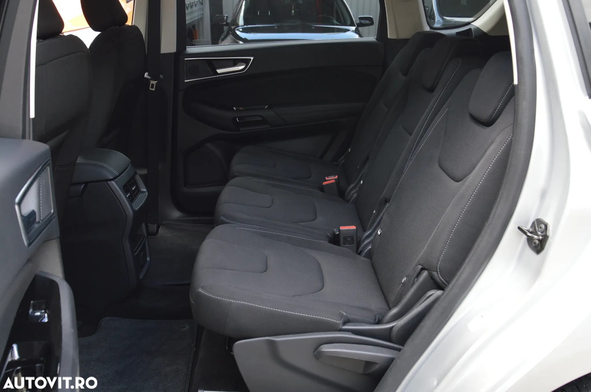 Ford S-Max 2.0 EcoBlue Allrad Aut. TITANIUM - 12