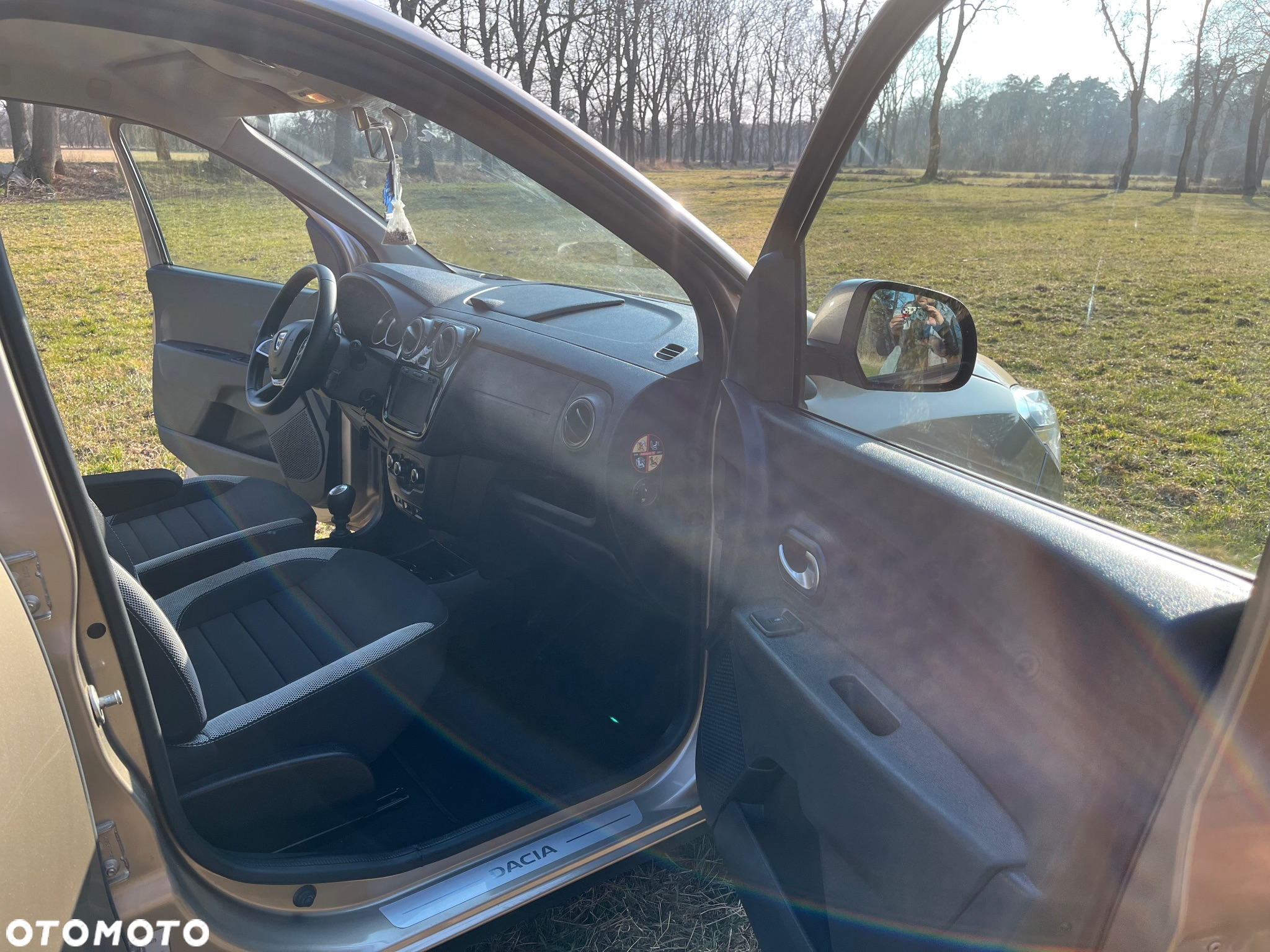 Dacia Lodgy Blue dCi 115 (7-Sitzer) Stepway Selection Blue - 11