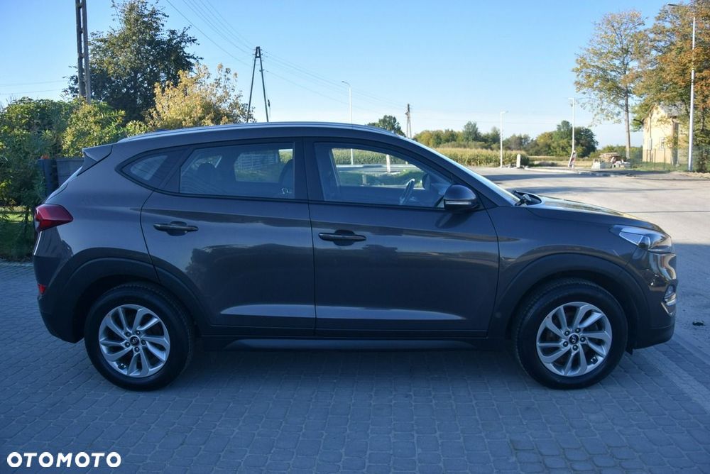 Hyundai Tucson 1.7 CRDI BlueDrive Style 2WD - 15