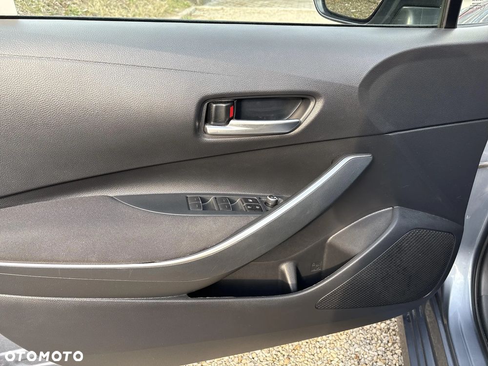 Toyota Corolla 1.8 Hybrid Comfort - 10