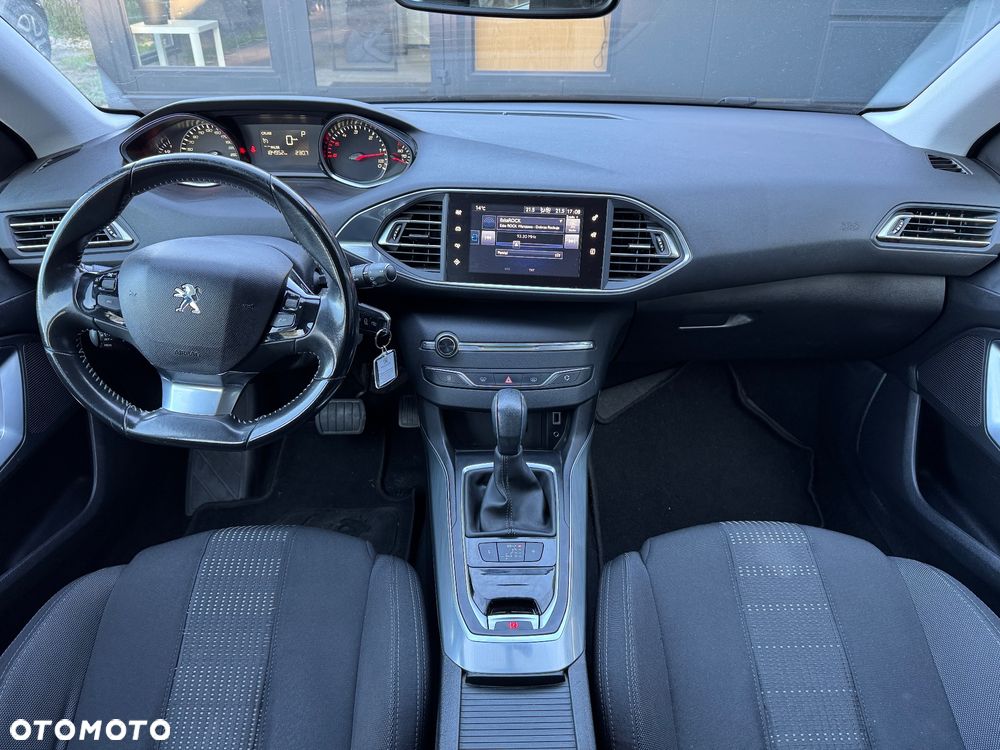 Peugeot 308 SW BlueHDi 150 Automatik Stop & Start Allure - 18