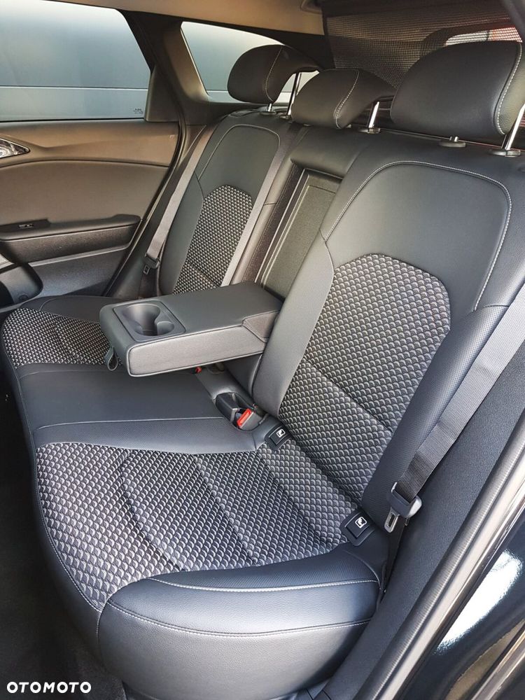 Kia Ceed 1.5 T-GDI Tribute DCT - 25