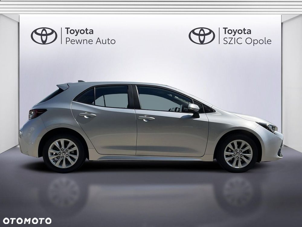 Toyota Corolla - 16